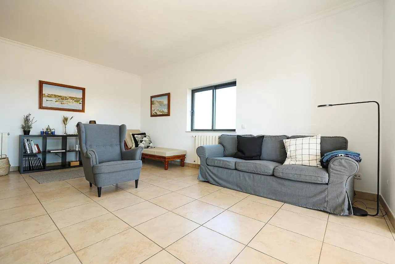 B80 - Gideon Albasol 2 Apartment In Lagos