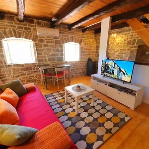 Casa Leonarda, Old Authentic Istrian Stone House Near Motovun, Istria Ferienhaus Zamask