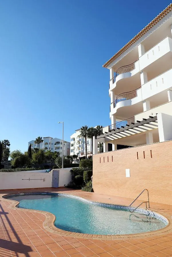 B80 - Gideon Albasol 2 Apartment In Lagos