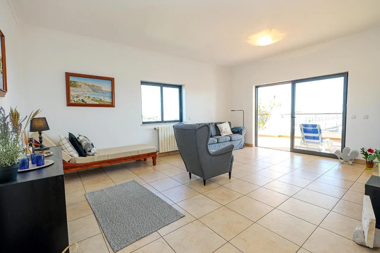 B80 - Gideon Albasol 2 Apartment In Lagos