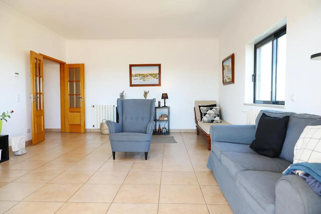 B80 - Gideon Albasol 2 Apartment In Lagos