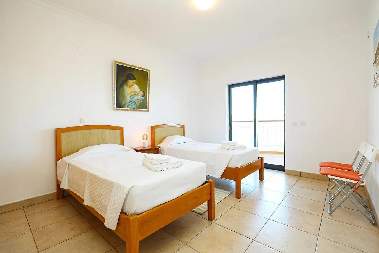 B80 - Gideon Albasol 2 Apartment In Lagos