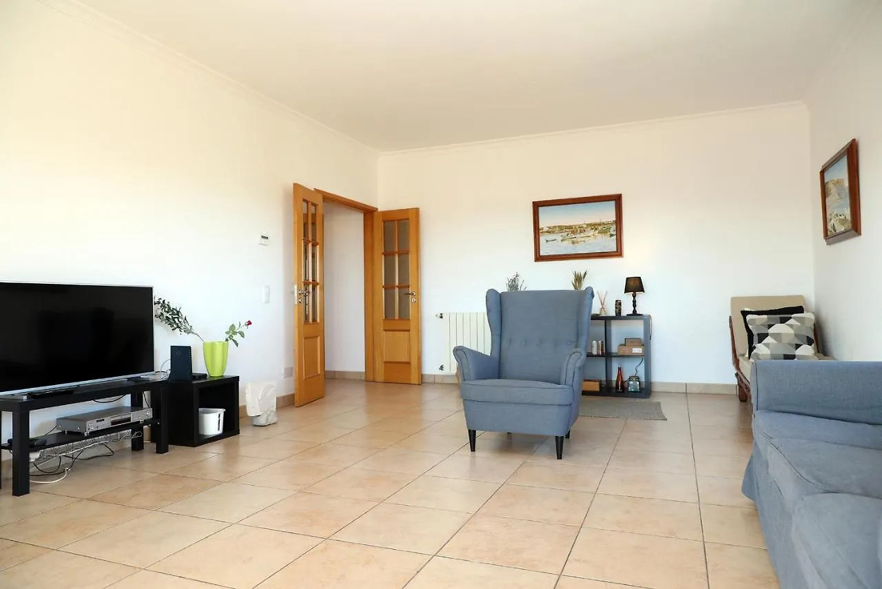B80 - Gideon Albasol 2 Apartment In Lagos